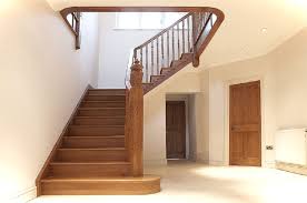 Заказать лестницу в дом на второй этаж